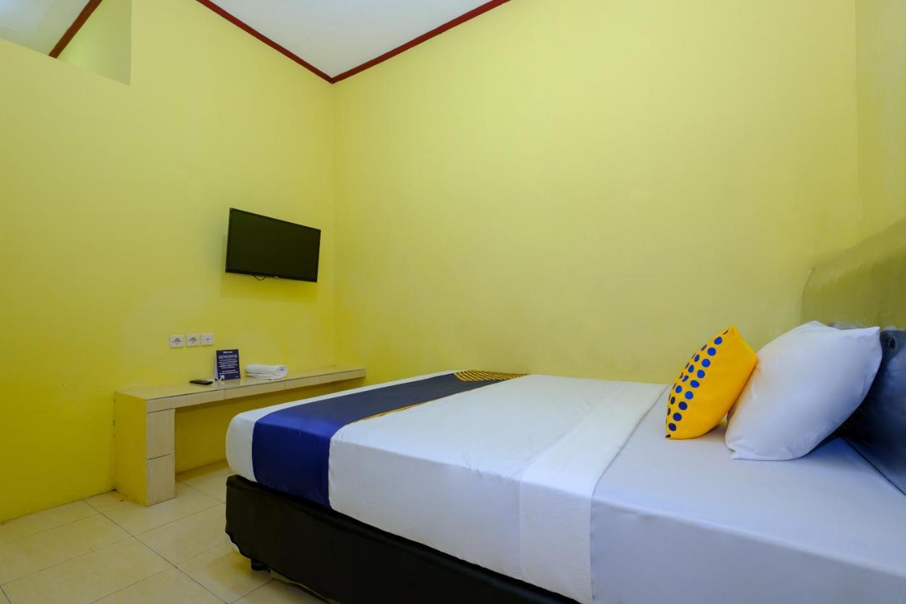 Spot On 2732 Sandy Guesthouse Матарам Экстерьер фото