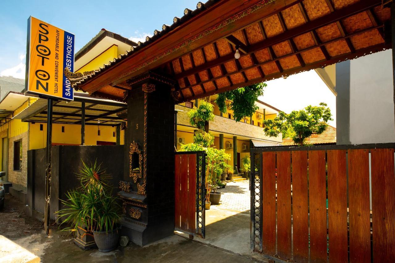 Spot On 2732 Sandy Guesthouse Матарам Экстерьер фото